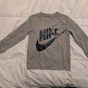 Nike long sleeve Gray with Blue Nike Design Emblem boys shirt size 3T New !